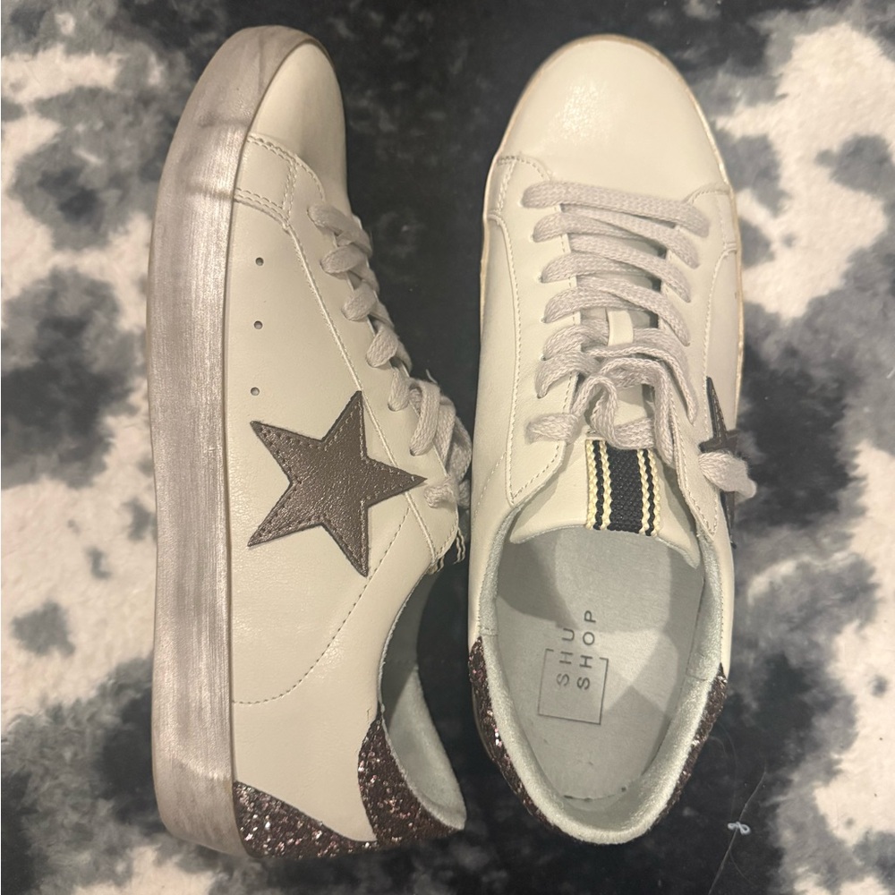 ShuShop Sneakers
